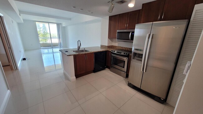 Building Photo - 400 N Federal Hwy