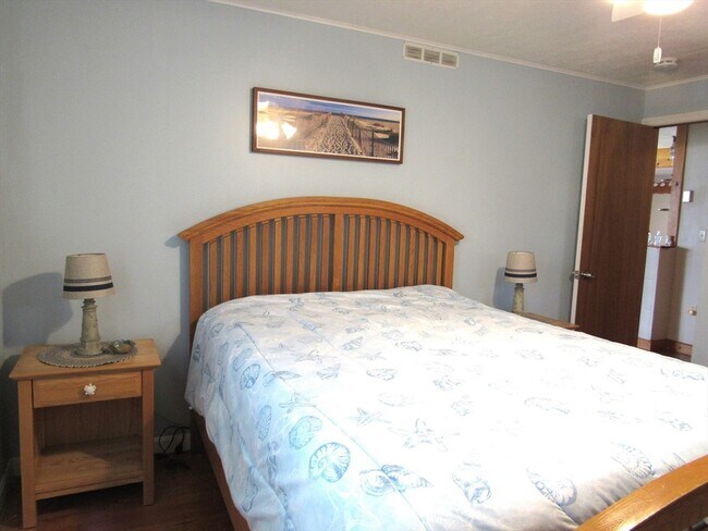Building Photo - 47 Bourne Neck Dr