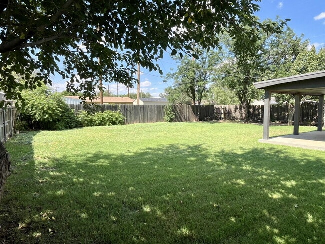 Building Photo - 5508 43rd St