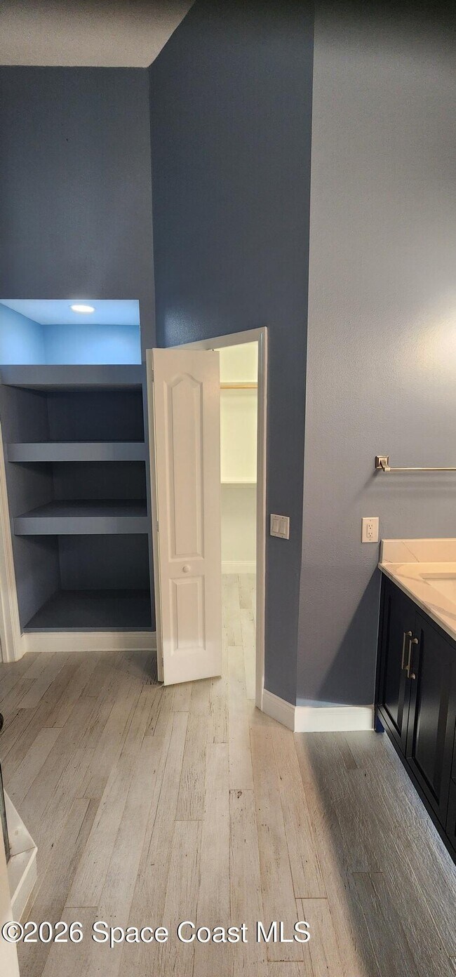Building Photo - 428 Heathrow Cir