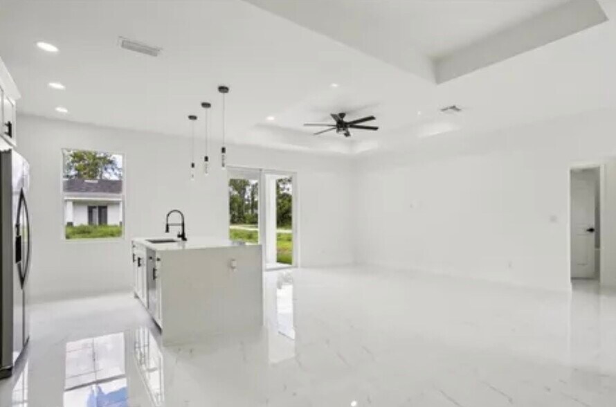 Building Photo - 2512 9th St SW