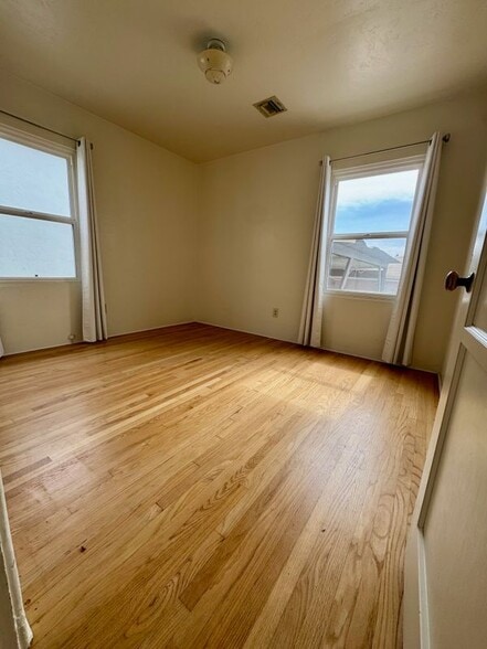 Building Photo - 803 Van Nuys St