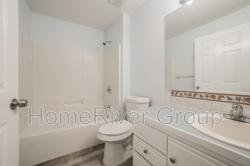 Building Photo - 544 Flamingo Dr