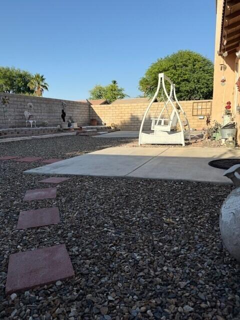 Building Photo - 82596 Lincoln Dr