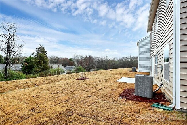 Building Photo - Stunning Almost New Home in desirable Chat...