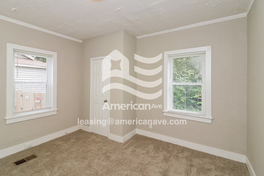 Building Photo - 111 Addie St