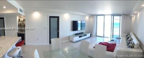 Building Photo - 5701 Collins Ave