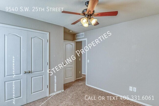 Building Photo - 9540 SW 25th St