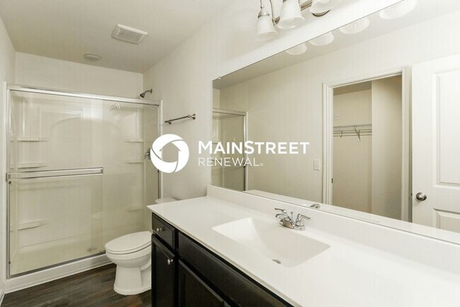Building Photo - 3 Bedroom Pet-Friendly Home in SAINT HEDWI...