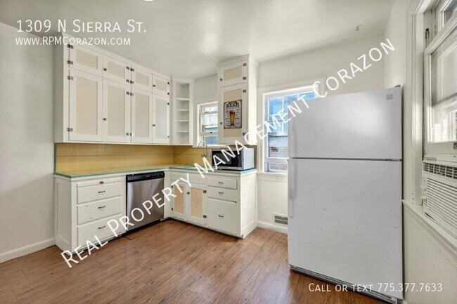 Building Photo - 1309 N Sierra St