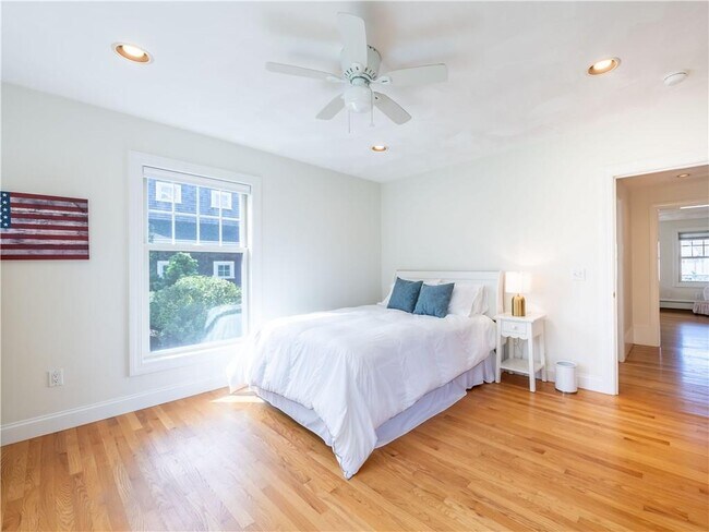 Building Photo - 573 Wolcott Ave