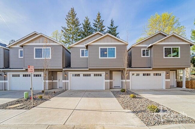 Building Photo - 4712 NE 37th Ct
