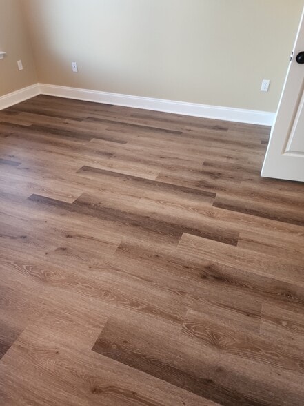 Building Photo - 9308 Gordon Ct