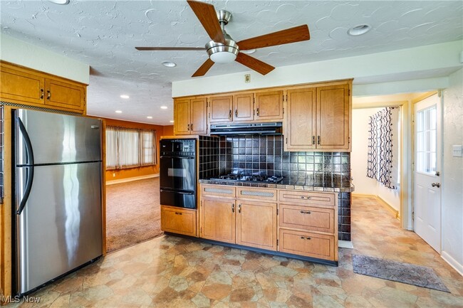 Building Photo - 4017 Bellaire Ln