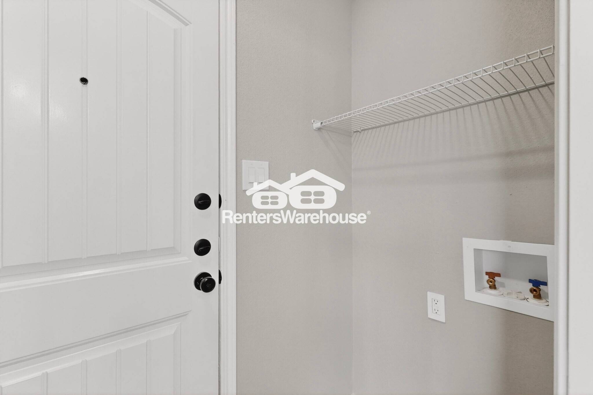 Building Photo - 7400 Echo Hill Dr