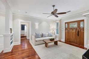 Building Photo - 324 Julia Pl