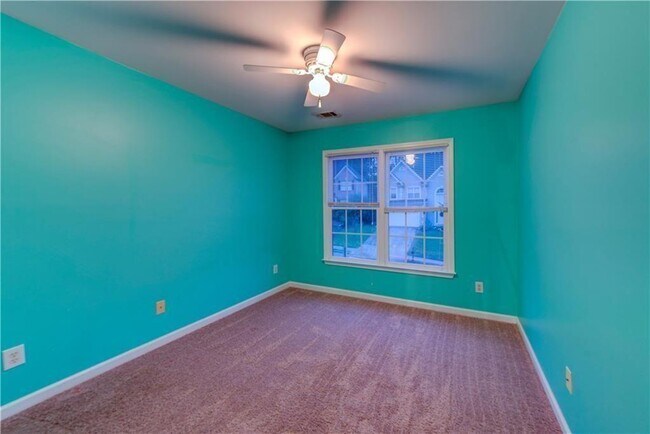 Building Photo - 1429 Oglethorpe Dr