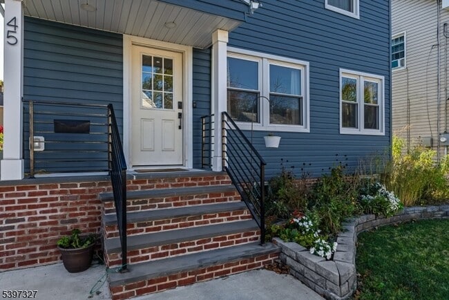 Building Photo - 45 Clark Ave