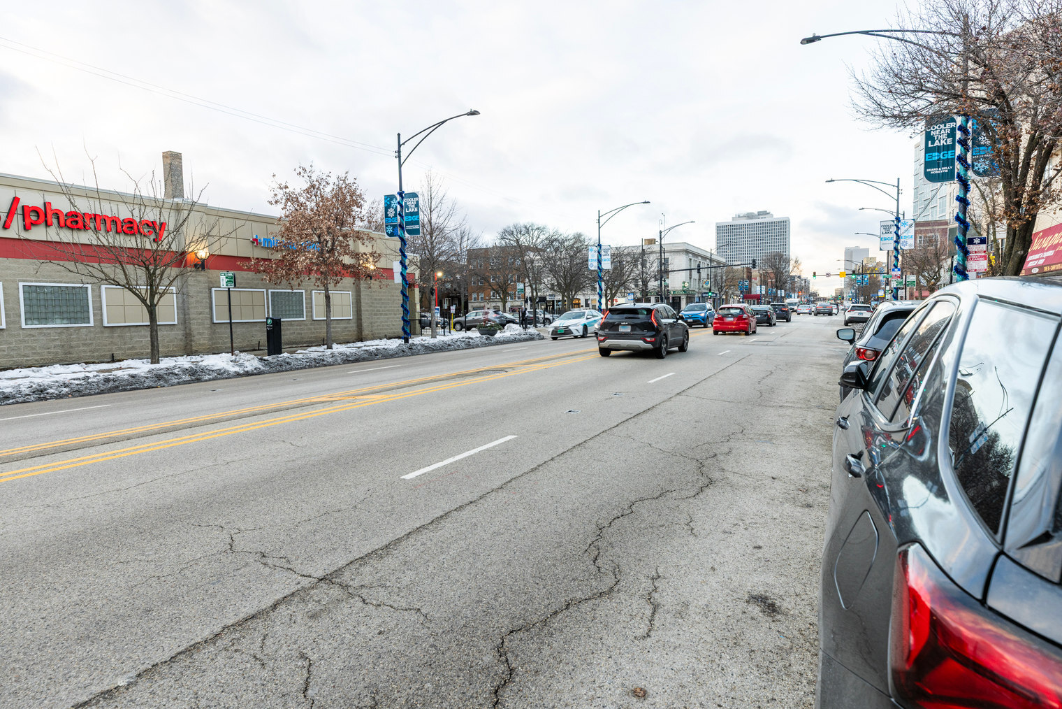 Building Photo - 6149 N Broadway