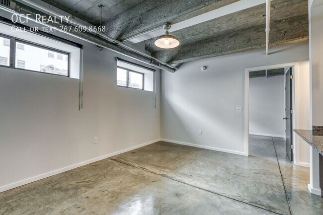 Building Photo - 4800 Brown St
