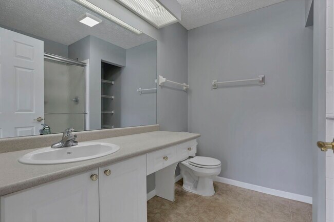 Building Photo - 2623 Landings Way