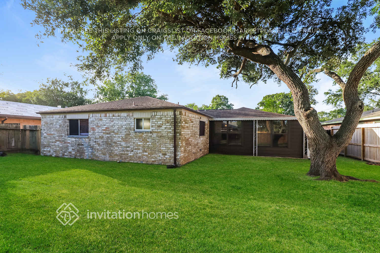 Building Photo - 745 Academy Ln