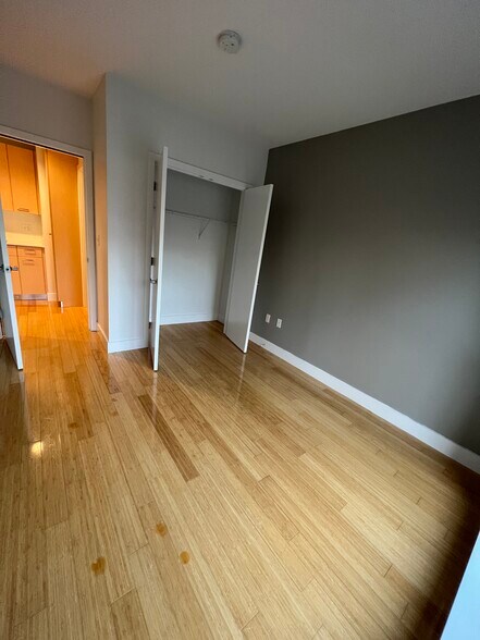 Building Photo - 1085 Boylston St