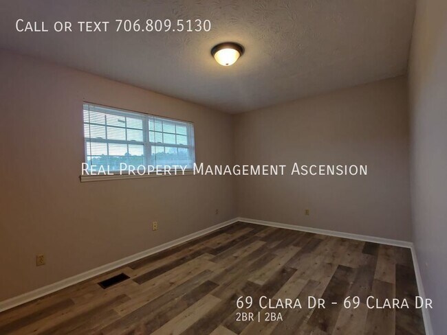 Building Photo - Quaint, Ringgold 2 Bed 1.5 Bath