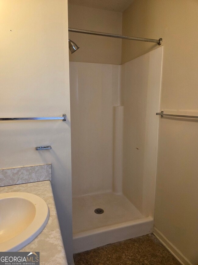 Building Photo - 300 Randolph Dr