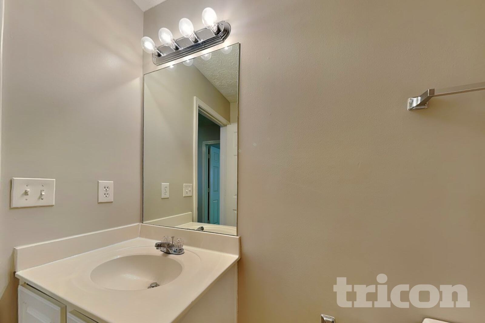 Building Photo - 4586 Darrowby Dr