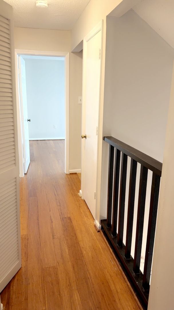 Building Photo - 153 Holland Park Cir