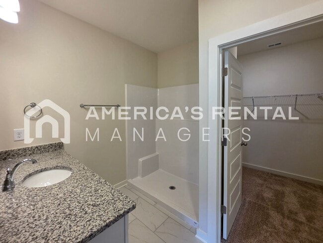 Building Photo - New Construction Townhome Available NOW!
