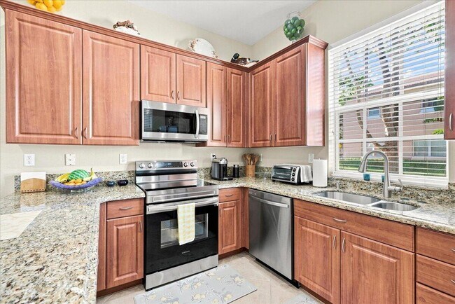 Building Photo - 701 SW 147th Ave