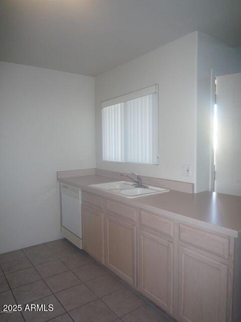 Building Photo - 11260 N 92nd St