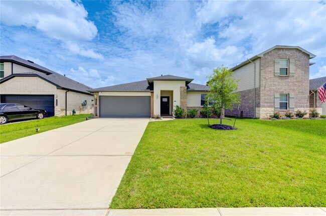 Primary Photo - 30026 Gallatin River Ln