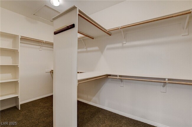Building Photo - 136 Ultra Dr
