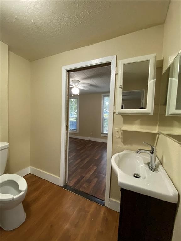 Building Photo - 403 Pedernales St