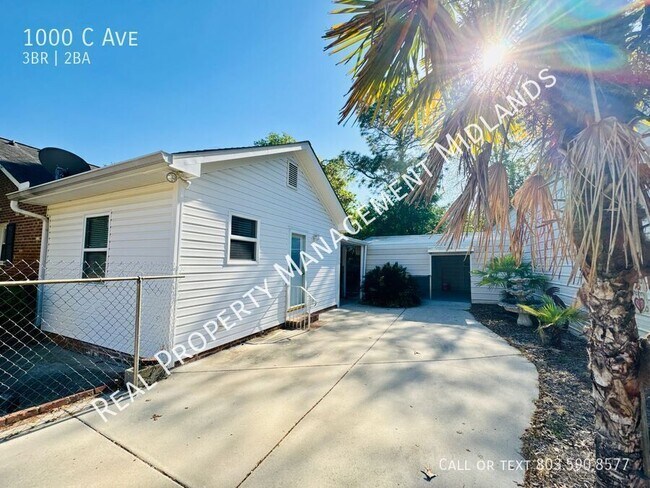 Building Photo - 1000 C Ave