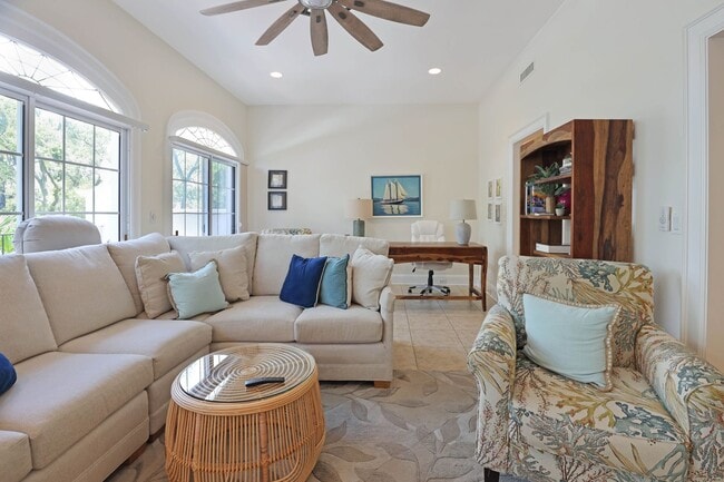 Building Photo - Georgian-Style Townhome Located At Bishops Court at The Oaks Preserve!