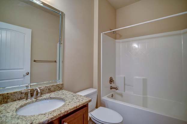 Building Photo - 4028 Brook Stone Dr