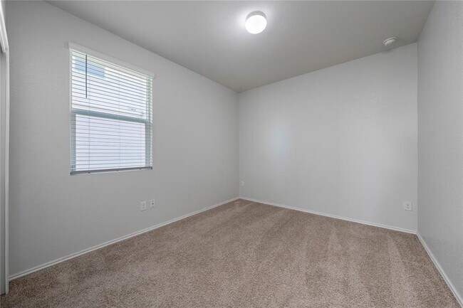 Building Photo - 15106 Kent Justin Dr