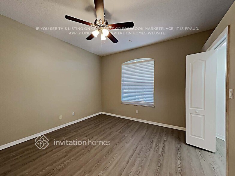 Building Photo - 2241 Brightwood Cir