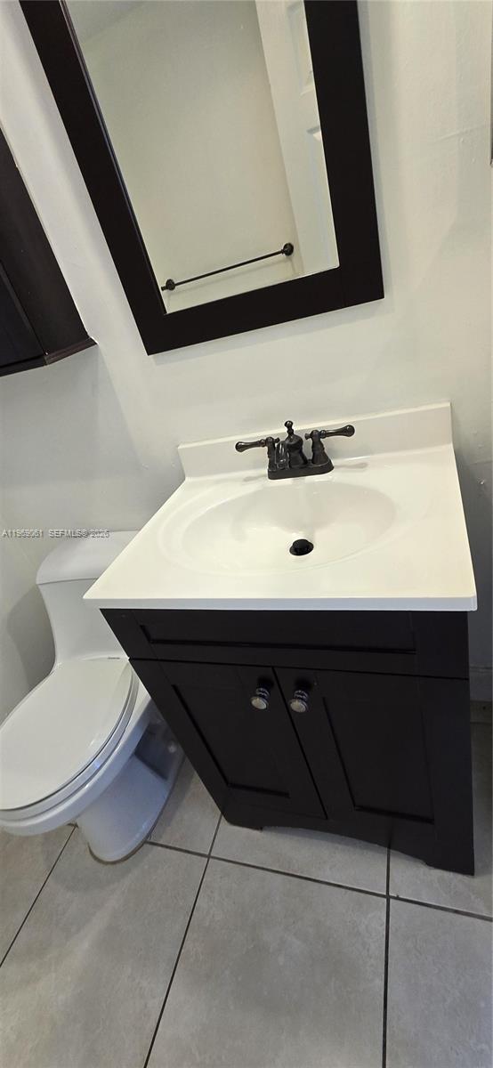 Building Photo - 9375 Fontainebleau Blvd