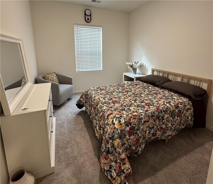 Building Photo - 7353 Cranleigh St