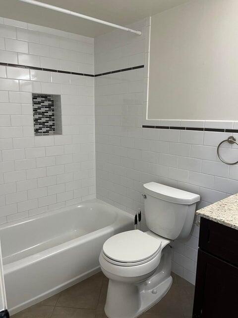 Building Photo - 315 Palmwood Pl