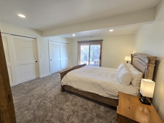 Building Photo - 4055 Sleeping Indian Ln