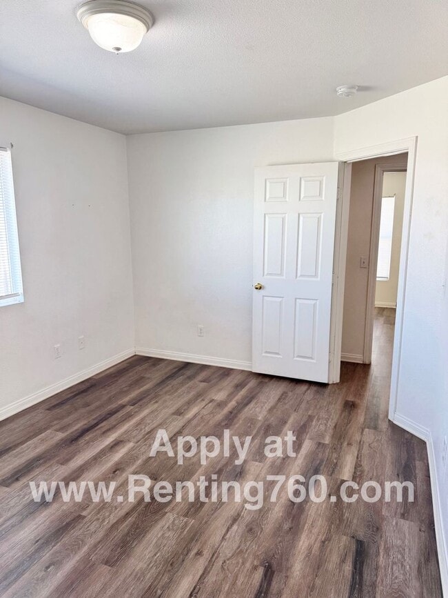 Building Photo - 3 Bed 2 Bath Home In Copper Hills!