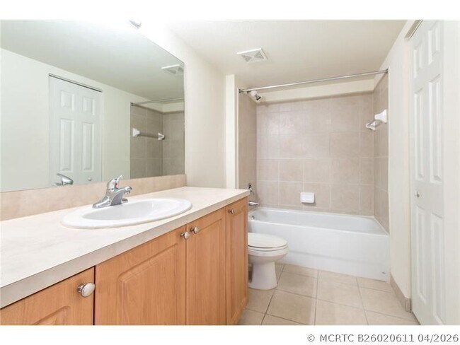 Building Photo - 6760 Heritage 6103