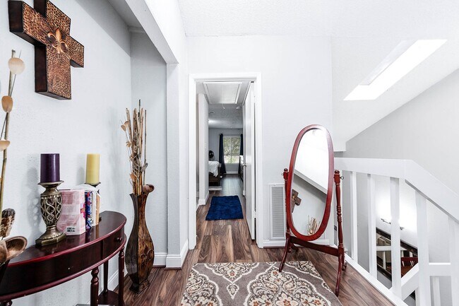 Building Photo - 12668 Newbrook Dr