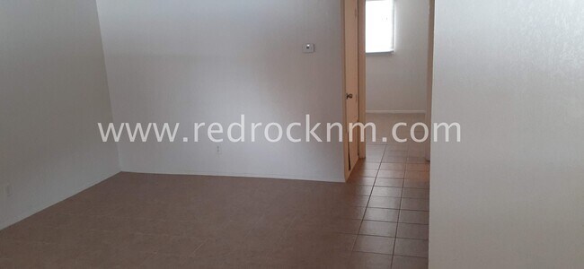 Primary Photo - 2800 Cerrillos Rd